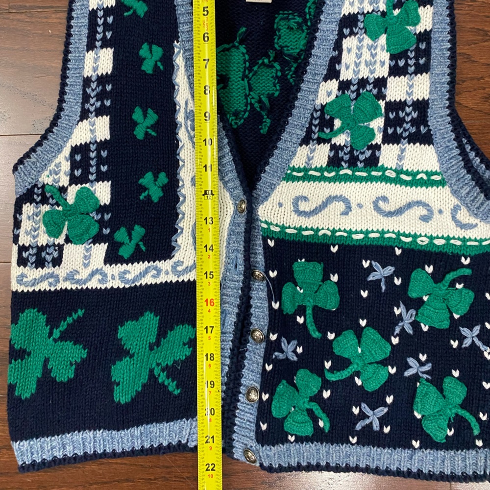 Vintage Irish Shamrock Leprechaun Knit Sweater Vest Size Med St Patrick’s Day - Picture 2 of 5